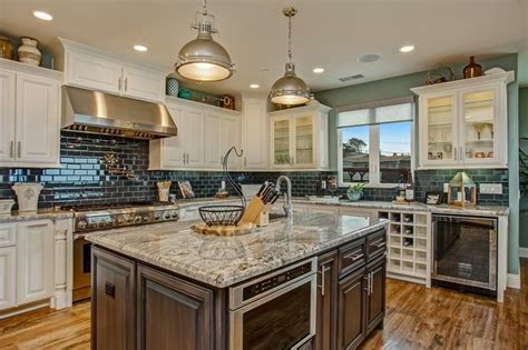 This quaint cottage kitchen features antique white shaker cabinets. Antique White Kitchen Cabinets (Design Photos) - Designing Idea