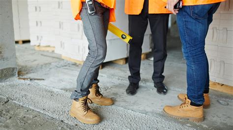 4 things to look for in construction boot reviews ever boots corporation
