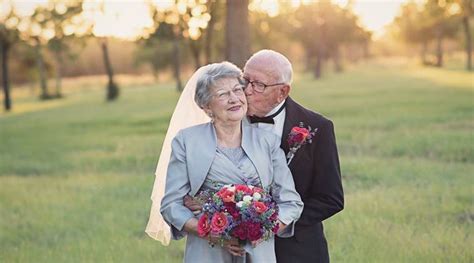 Lovely Elderly Couple Wait For 70 Years To Get Memorable Wedding Photos Trending News The