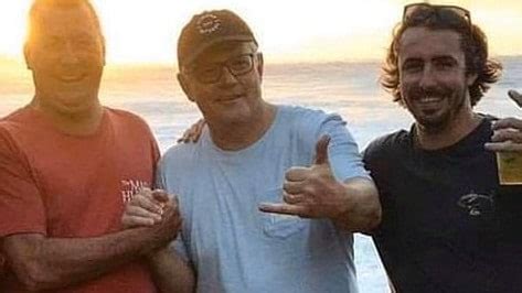 How a pr disaster unfolded. Scott Morrison in Hawaii: Photo shows PM on holiday as ...