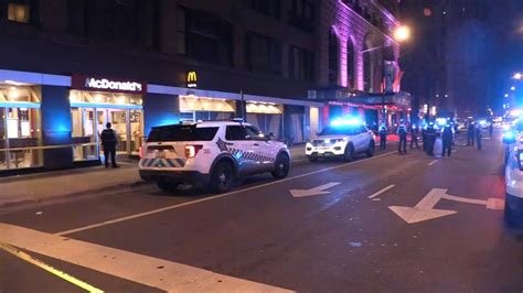 Man In Critical Condition After Loop Shooting Chicago Police Say Abc7 Chicago