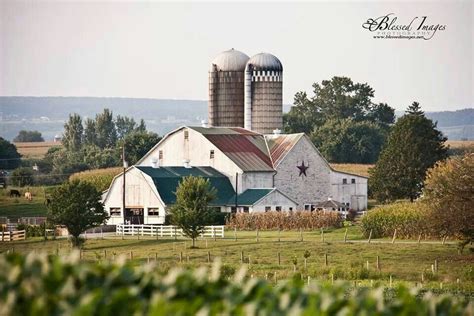 Beautiful Amish Farmlancaster County