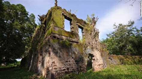 Slave Trade Ghost Town The Dark History Of Bunce Island