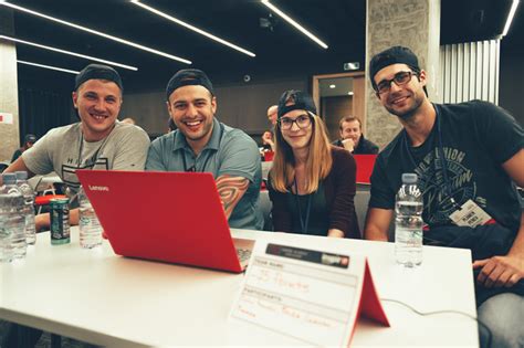 Банка ДСК стана партньор на SQL Master Academy | TechNews.bg