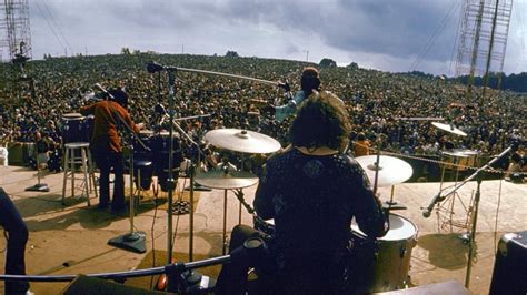 Organizing the 1969 woodstock music festival. Woodstock 1969: How a Music Festival That Should've Been a Disaster Became Iconic Instead - HISTORY