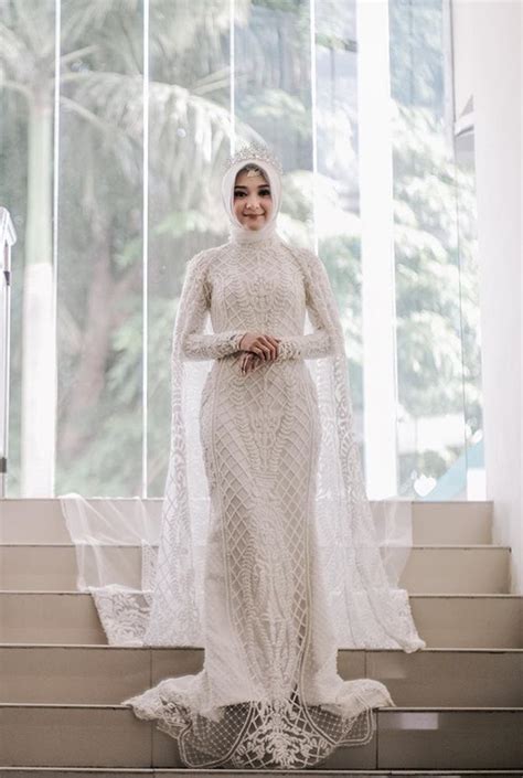 √ 45+ Model Gamis Putih Polos Kombinasi Terbaru 2020