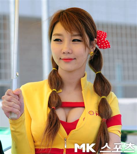 추천 90 고우석 143 슬라이더 삼진! mk포토 레이싱 걸 고정아 `양갈래 삐삐머리가 귀여워~` - MK스포츠