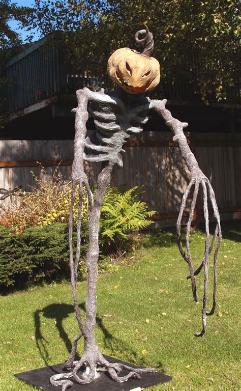 Get into the spooky and scary spirit with the best halloween decoration ideas. Scary Outdoor Halloween Decorations - Decoration Love