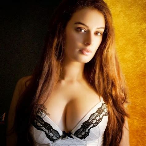 Most Sexiest And Hot Bollywood Actress Instatainment