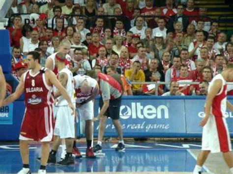 Eurobasket 2009 Polska Bługaria Marcin Gortat uderzony w czułe