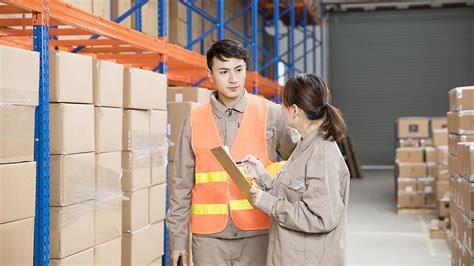 Exploring Manufacturing and Warehouse Jobs: Opportunities Near You