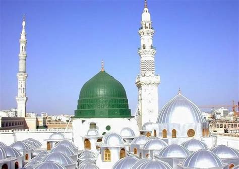 Foto gambar masjid terindah, termegah, tercantik di dunia. Sejarah Kubah Masjid Nabawi Berwarna Hijau | Sido Harind
