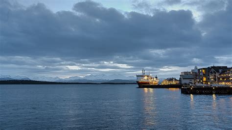 Gefällt 7.926 mal · 214 personen sprechen darüber · 8.050 waren hier. Fotoreise Norwegen Januar 2020: Molde Foto & Bild | europe ...