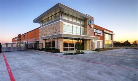 41 Best Self Storage Office Facade Images On Pinterest Facade Arbors