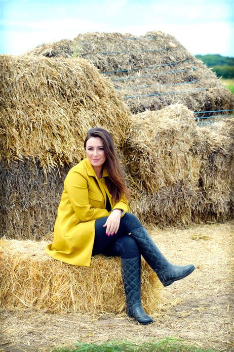 We are planning to broadcast the next series of the great british bake off in 2017. the presenters are on for about five minutes and the bakers are on there for 50 minutes, so they are the stars of the show, hollywood told the sun. Channel 4 presenter Sara Damergi on her beauty secrets ...