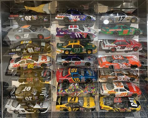 Dale jarrett in his no. Lot Detail - 1990s-2000s NASCAR Autographed Model Car ...
