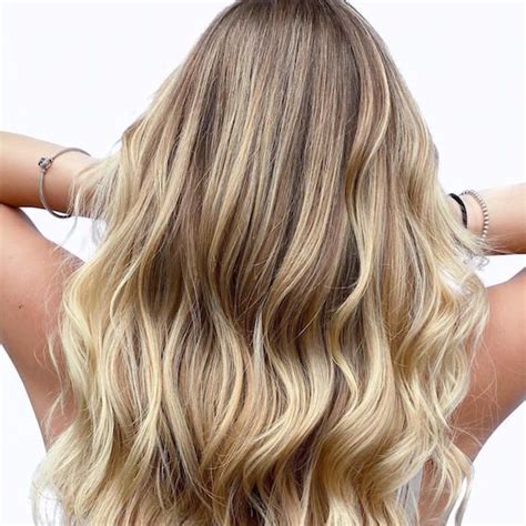 11 Of The Freshest Dirty Blonde Hair Ideas And Formulas Dirty Blonde