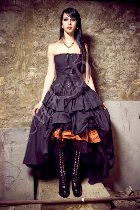 Sehr beliebt sind kleidung und accessoires der stilrichtung steampunk. Steampunk Alternative Wedding Dress Black Kirsten Gothic