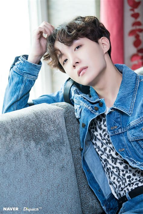 Danh sách đề của bbmas 2021 đang khiến người hâm mộ hết sức bất ngờ vì sự cạnh tranh của bts và blackpink cùng loạt tên tuổi hot. Nuna Kookie: J-Hope BTS '2018 BBMAs Photoshoot' x Dispatch