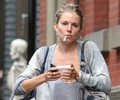 Hot Female Celebrity Smokers With Images Celebrities