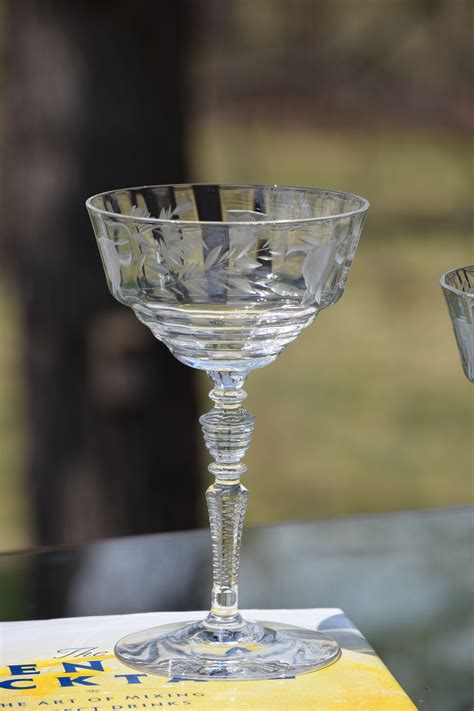 Vintage Etched Cocktail Martini Glasses Set Of 4 Mixologist Craft Cocktail Glasses Tall 6