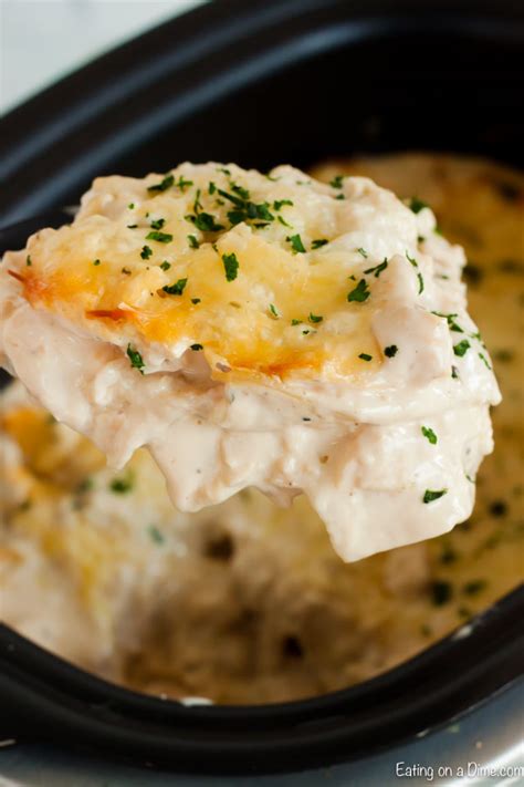 Cover the crock pot and cook on low for 2 hours or until the chicken is cooked through. Crock Pot Chicken Alfredo Lasagna Recipe - easy alfredo ...