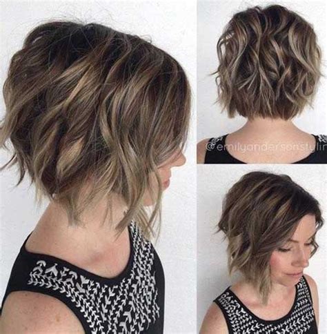 The one problem that might occur is the short hair looking boxy or bulky if it's thick. 15 Short Haircuts for Thick Wavy Hair | Short Hairstyles ...
