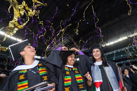 Class Of 2019 Commencement And Hooding Photos June 2019 News Uw Bothell