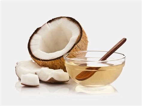 But are there any benefits of coconut oil while coconut oil does have some benefits for cats, it's important to note that the aspca has it on their list of people foods to avoid feeding your. What Is Fractionated Coconut Oil Good For?