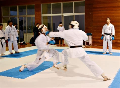 東京五輪で初めて採用された新競技 「空手」の決勝を生中継!～日本武道館 ▽女子 形 決勝 「清水希容vsサンドラ・サンチェス」 ▽男子 組手 67キロ級 準決勝・. 【ROAD】06：浦添高校空手部 | 浦添市