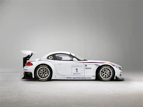 Drag racing cars z4