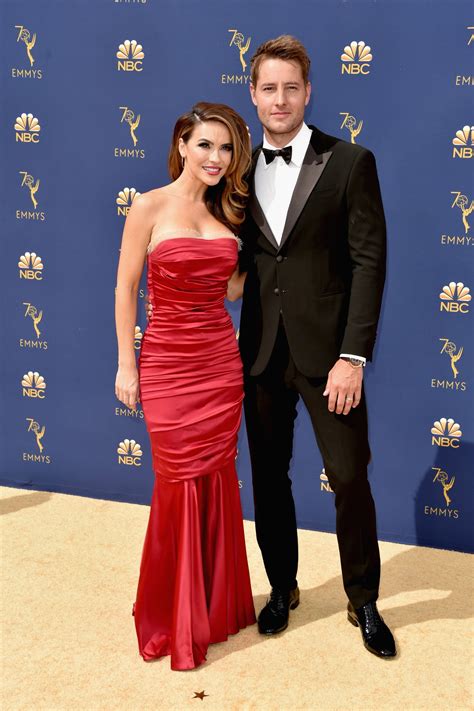 The Cutest Celebrity Couples At The 2018 Emmy Awards Cute Celebrity Couples Cute Celebrities