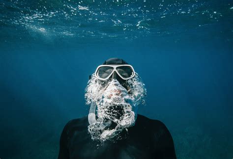 The Art of Holding Your Breath: Exploring The Freediving Breathing