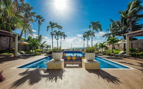 The hotel is moderately priced but you get a lot of great amenities for the price. Azul Casa Del Mar - Maya Luxe
