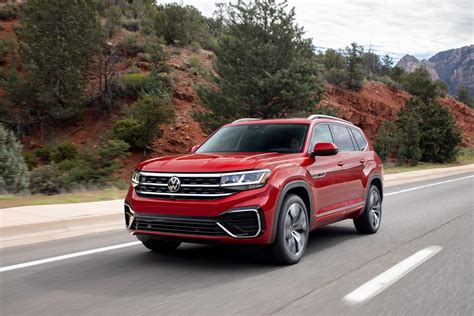 The Refreshed 2021 Vw Atlas Has Arrived And The 7 Passenger Suv Still