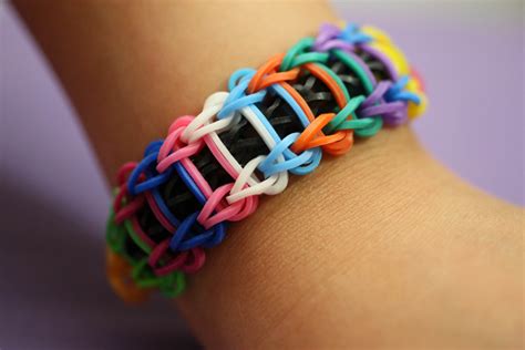 There Is A Bracelet That Has Different Colors On It