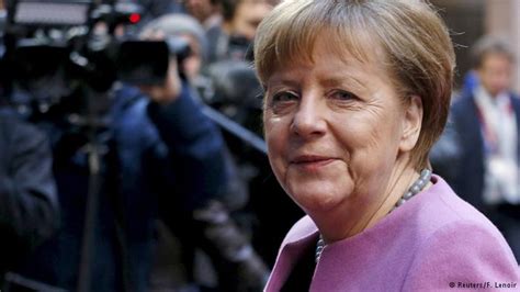 70 Prominente Tyskere Støtter Merkels Flygtningepolitik Schiller