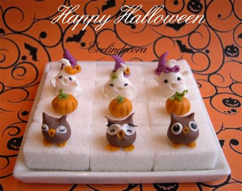 Come fare zollette di zucchero a forma di cuoricino. Zollette decorate con pasta di zucchero Halloween ...