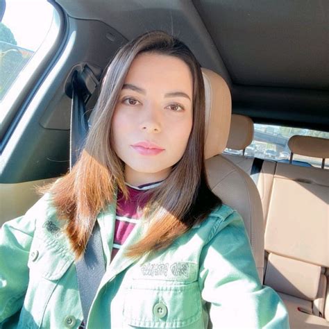 I Want To Cum On Miranda Cosgrove Face After A Nice Blowjob Then Call