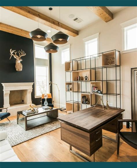 If it seems like the modern farmhouse trend shows no signs of stopping, it's not your imagination. Loving these modern farmhouse office ideas! Modern mounted ...