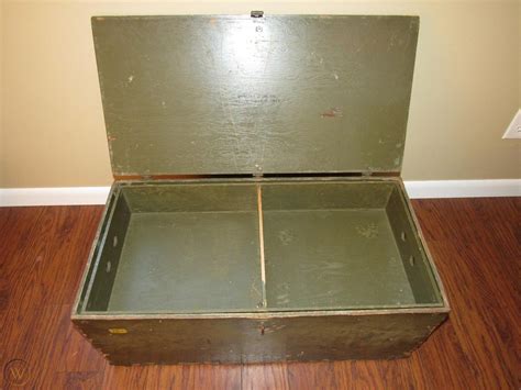 Army Footlocker 1943 Ww2 Foot Locker With Tray Original Trunk