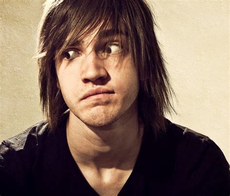 50 Cool Emo Hairstyles For Guys Creative Ideas
