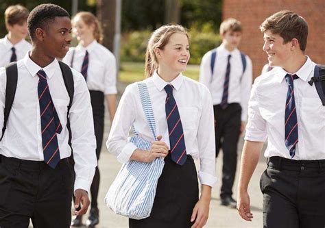 In Favor Of School Uniforms The Pros And Cons Of School Uniforms