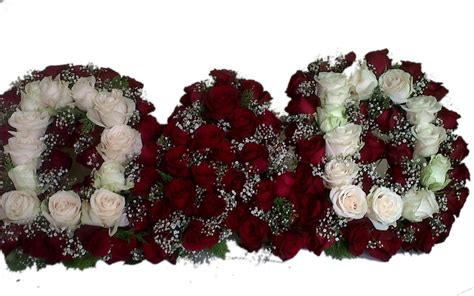 Yours truly, name of the family funeral flowers: Funeral Name Wreath | flowerandballooncompany.com