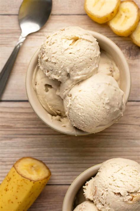 Ice cream is one of my favorite foods, and there are always at least two different flavors in my freezer at any given time. Banana Ice Cream Recipe For Cuisinart Ice Cream Maker ...