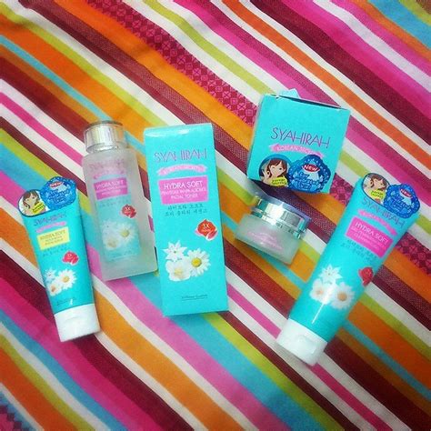 Rekomendasi teh chamomile untuk bantu tubuh dan pikiran lebih rileks. SYAHIRAH KOREAN SECRETS HYDRA SOFT BANTU WANITA MEMILIKI ...
