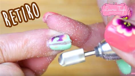 Durante esta cuarentena, uno de los problemas a los que nos hemos enfrentado nosotras las mujeres, es como si están los salones cerrados quitarnos el gel de. Cómo QUITAR el Esmalte en gel en 5 minutos (Gelish) - YouTube