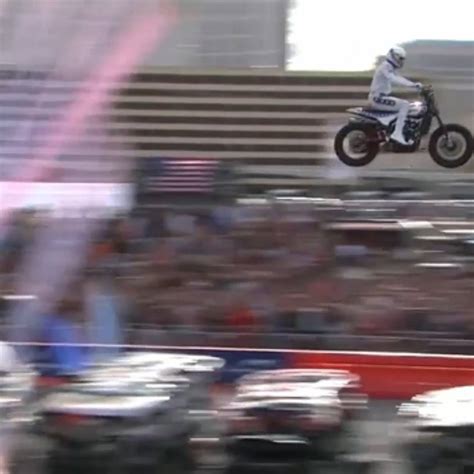 Travis Pastrana Car Jump Travis Pastrana Breaks Evel Knievels 50 Car