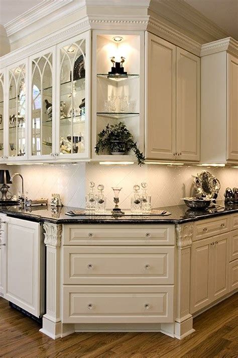 When you start researching kitchen cabinet design and corner cabinets, you will probably see the term blind corner cabinet being used. kitchen corner to be... | Elegant kitchen design, Kitchen ...