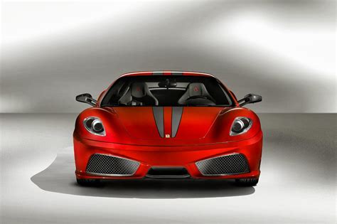 Viernes, 16 de mayo de 2014. Fondo de Pantalla Coche ferrari rojo